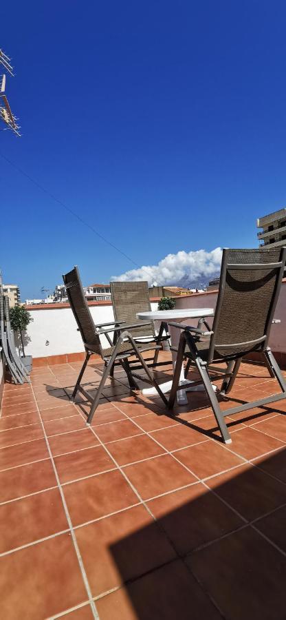 Atico Acogedor, Centrico Y A 2 Min De La Playa. Appartement Fuengirola Buitenkant foto