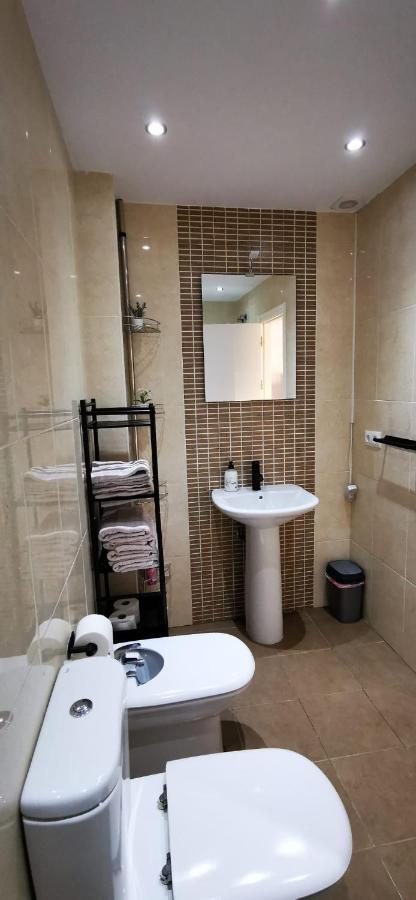 Atico Acogedor, Centrico Y A 2 Min De La Playa. Appartement Fuengirola Buitenkant foto