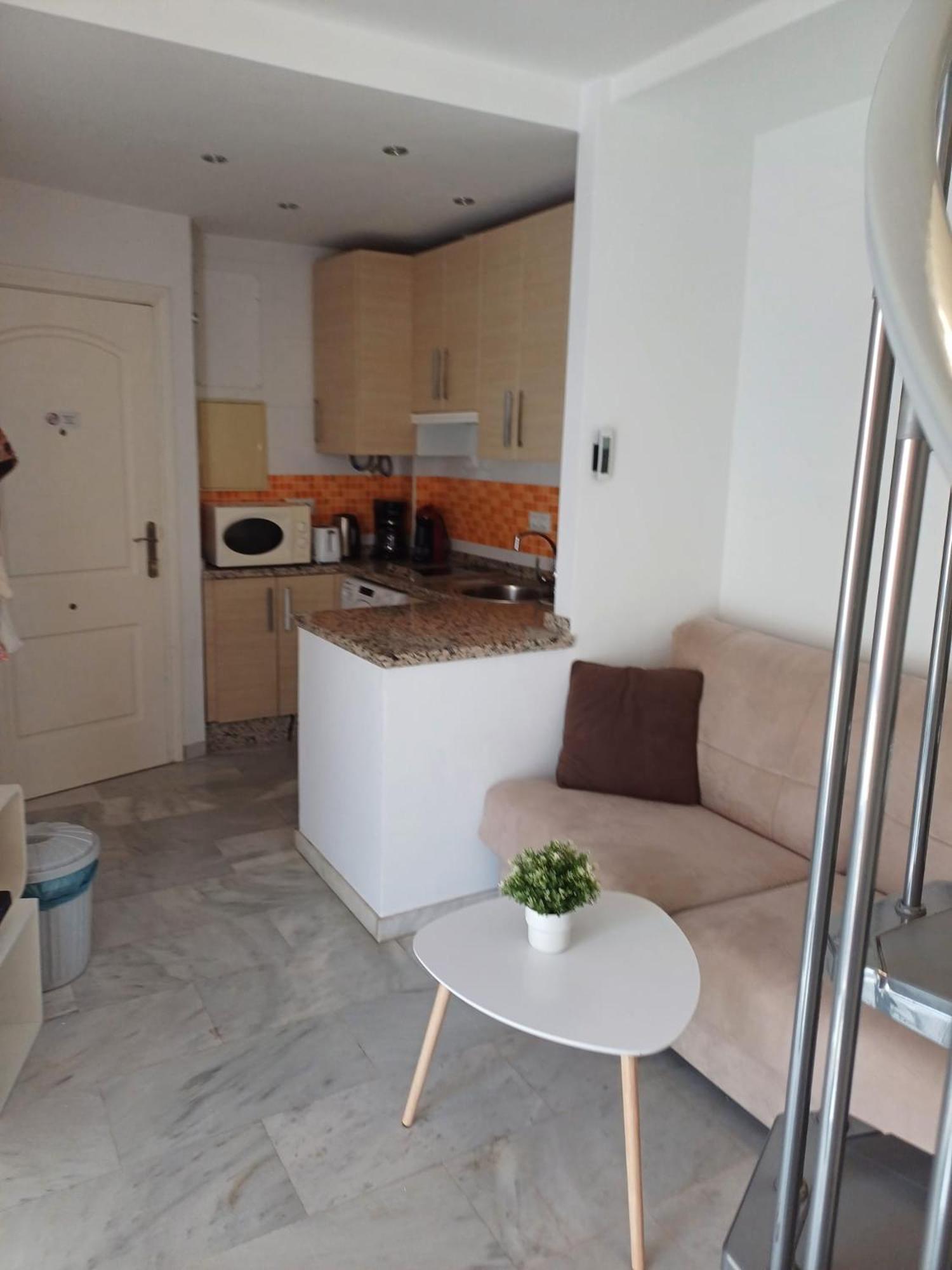 Atico Acogedor, Centrico Y A 2 Min De La Playa. Appartement Fuengirola Buitenkant foto