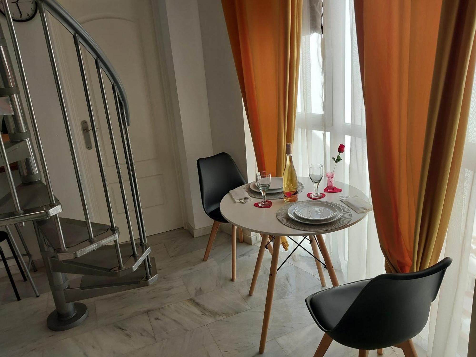 Atico Acogedor, Centrico Y A 2 Min De La Playa. Appartement Fuengirola Buitenkant foto